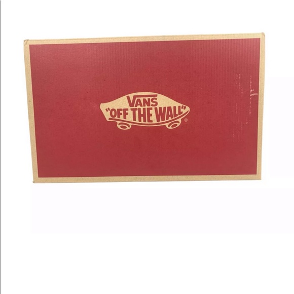 Men’s Vans - Picture 4 of 8